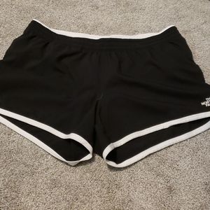 North Face black short size L